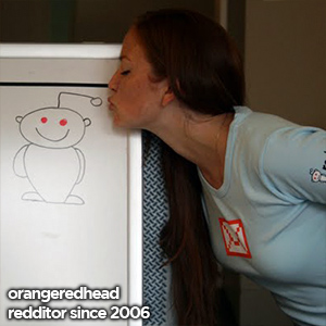 Reddit alien love.